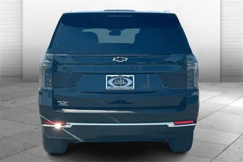 More photos of 2025 Chevrolet Suburban LT at Cable Dahmer Chevrolet of Kansas City, MO