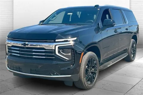 Photos of 2025 Chevrolet Suburban LT for sale in Kansas City, MO at Cable Dahmer Chevrolet of Kansas City
