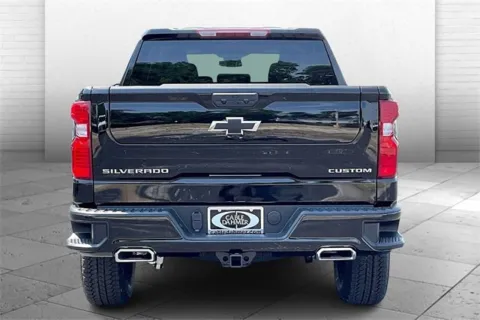 More photos of 2025 Chevrolet Silverado 1500 Custom Trail Boss at Cable Dahmer Chevrolet of Kansas City, MO
