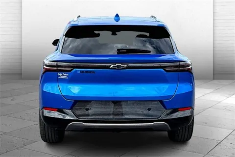 More photos of 2025 Chevrolet Equinox EV LT at Cable Dahmer Chevrolet of Kansas City, MO