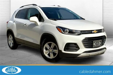 White 2018 Chevrolet Trax LT for sale in Kansas City, MO