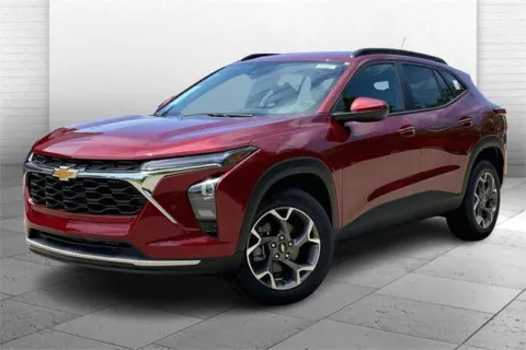 Photos of 2025 Chevrolet Trax LT for sale in Kansas City, MO at Cable Dahmer Chevrolet of Kansas City