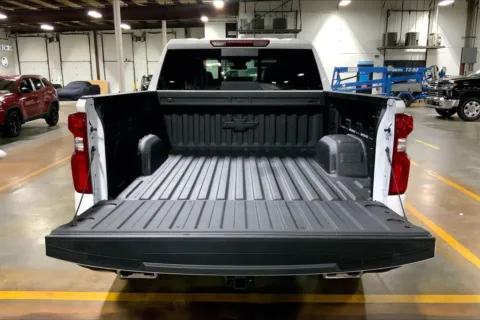 More photos of 2025 Chevrolet Silverado 1500 LT Trail Boss at Cable Dahmer Chevrolet of Kansas City, MO
