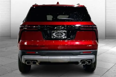 More photos of 2025 Chevrolet Traverse Z71 at Cable Dahmer Chevrolet of Kansas City, MO