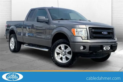 Red 2013 Ford F-150 XL for sale in Kansas City, MO