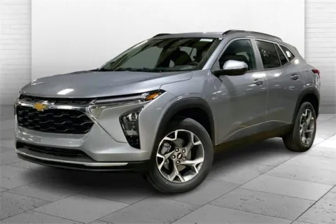 Photos of 2025 Chevrolet Trax LT for sale in Kansas City, MO at Cable Dahmer Chevrolet of Kansas City