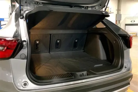 More photos of 2025 Chevrolet Trax LT at Cable Dahmer Chevrolet of Kansas City, MO