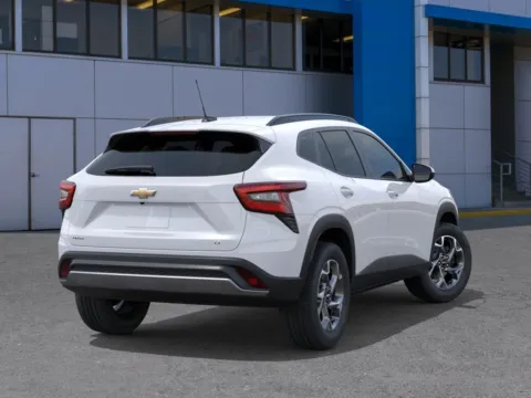 More photos of 2025 Chevrolet Trax LT at Cable Dahmer Chevrolet of Kansas City, MO