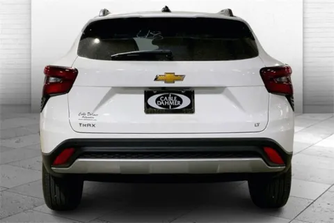 More photos of 2025 Chevrolet Trax LT at Cable Dahmer Chevrolet of Kansas City, MO