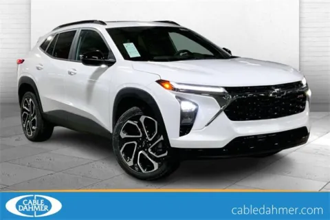 White 2025 Chevrolet Trax 2RS for sale in Kansas City, MO