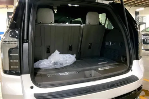 More photos of 2025 Chevrolet Tahoe Z71 at Cable Dahmer Chevrolet of Kansas City, MO
