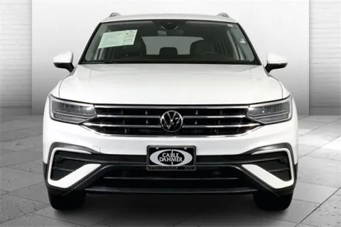 Photos of 2024 Volkswagen Tiguan SE for sale in Kansas City, MO at Cable Dahmer Chevrolet of Kansas City