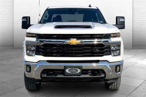 Photos of 2024 Chevrolet Silverado 2500 HD LT for sale in Kansas City, MO at Cable Dahmer Chevrolet of Kansas City