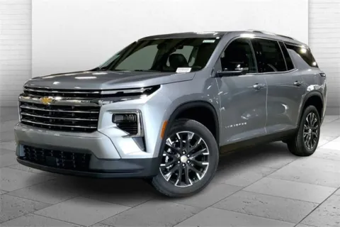Photos of 2026 Chevrolet Traverse LT for sale in Kansas City, MO at Cable Dahmer Chevrolet of Kansas City
