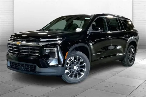 Photos of 2026 Chevrolet Traverse LT for sale in Kansas City, MO at Cable Dahmer Chevrolet of Kansas City