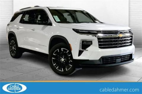 White 2026 Chevrolet Traverse LT for sale in Kansas City, MO