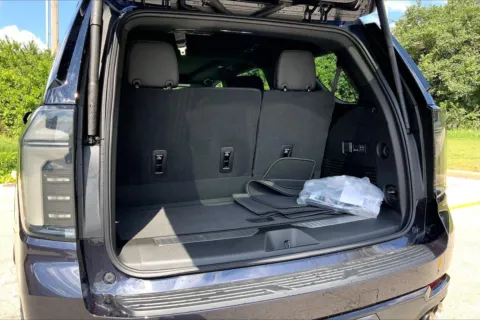 More photos of 2025 Chevrolet Tahoe Z71 at Cable Dahmer Chevrolet of Kansas City, MO