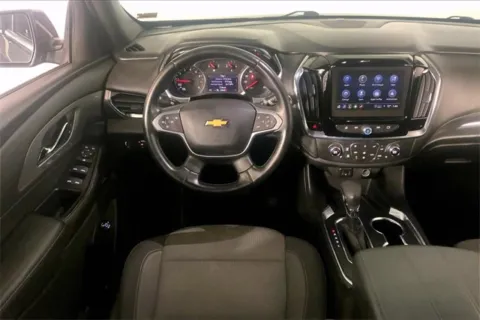 More photos of 2023 Chevrolet Traverse LT Cloth at Cable Dahmer Chevrolet of Kansas City, MO