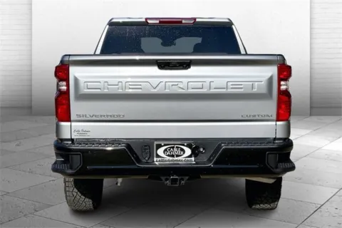 More photos of 2026 Chevrolet Silverado 1500 Custom Trail Boss at Cable Dahmer Chevrolet of Kansas City, MO