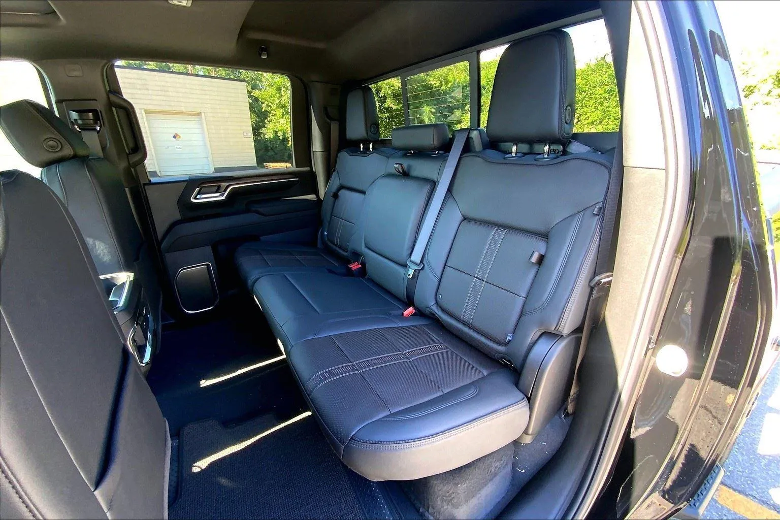 More photos of 2025 Chevrolet Silverado 2500 HD High Country at Cable Dahmer Chevrolet of Kansas City, MO