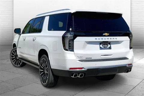 Another view of 2025 Chevrolet Suburban High Country for sale in Kansas City, MO at Cable Dahmer Chevrolet of Kansas City