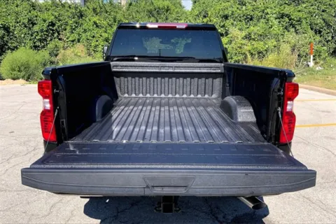 More photos of 2025 Chevrolet Silverado 2500 HD Custom at Cable Dahmer Chevrolet of Kansas City, MO