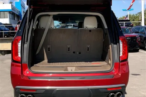 More photos of 2021 GMC Yukon Denali at Cable Dahmer Chevrolet of Kansas City, MO