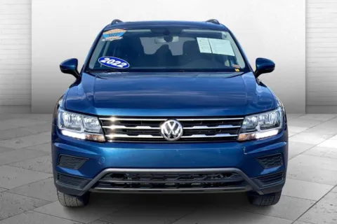 Photos of 2020 Volkswagen Tiguan SE for sale in Kansas City, MO at Cable Dahmer Chevrolet of Kansas City