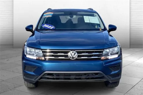 Photos of 2020 Volkswagen Tiguan SE for sale in Kansas City, MO at Cable Dahmer Chevrolet of Kansas City