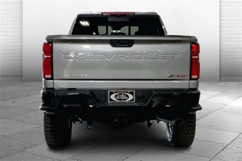 More photos of 2025 Chevrolet Silverado 2500 HD ZR2 at Cable Dahmer Chevrolet of Kansas City, MO