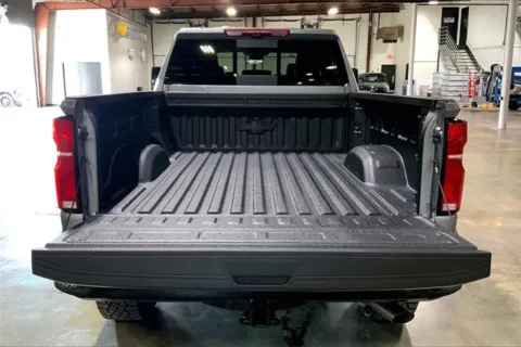More photos of 2025 Chevrolet Silverado 2500 HD ZR2 at Cable Dahmer Chevrolet of Kansas City, MO