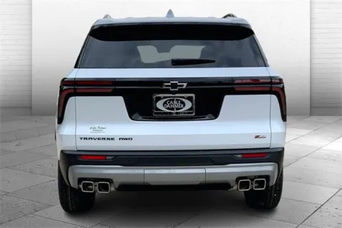 More photos of 2026 Chevrolet Traverse Z71 at Cable Dahmer Chevrolet of Kansas City, MO