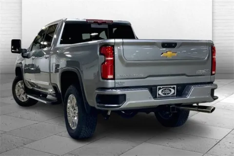 Another view of 2025 Chevrolet Silverado 2500 HD High Country for sale in Kansas City, MO at Cable Dahmer Chevrolet of Kansas City