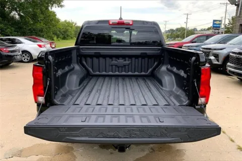 More photos of 2026 Chevrolet Colorado Z71 at Cable Dahmer Chevrolet of Kansas City, MO