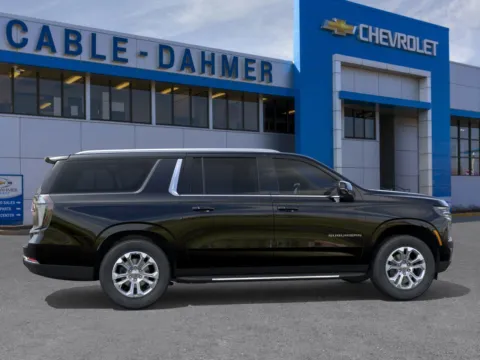 More photos of 2025 Chevrolet Suburban LT at Cable Dahmer Chevrolet of Kansas City, MO