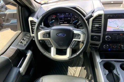More photos of 2020 Ford Super Duty F-250 SRW LARIAT at Cable Dahmer Chevrolet of Kansas City, MO