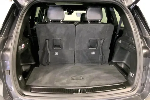 More photos of 2024 Jeep Grand Cherokee L Limited at Cable Dahmer Chevrolet of Kansas City, MO