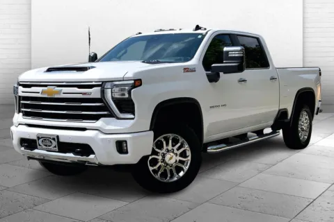 Photos of 2025 Chevrolet Silverado 2500HD LT for sale in Kansas City, MO at Cable Dahmer Chevrolet of Kansas City