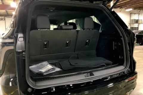 More photos of 2026 Chevrolet Traverse AWD RS at Cable Dahmer Chevrolet of Kansas City, MO