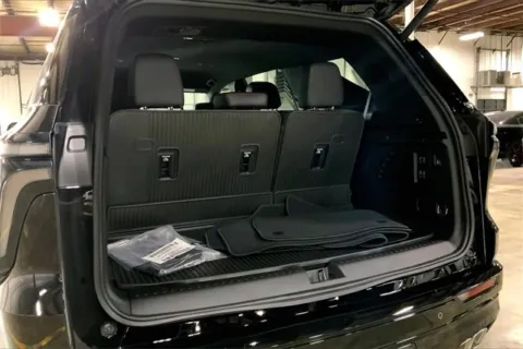 More photos of 2026 Chevrolet Traverse RS at Cable Dahmer Chevrolet of Kansas City, MO