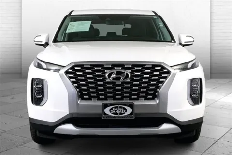 Photos of 2022 Hyundai Palisade SE for sale in Kansas City, MO at Cable Dahmer Chevrolet of Kansas City