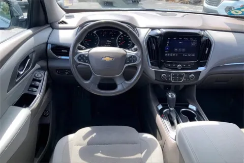 More photos of 2020 Chevrolet Traverse LT Cloth at Cable Dahmer Chevrolet of Kansas City, MO