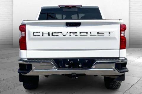 Another view of 2022 Chevrolet Silverado 1500 LT for sale in Kansas City, MO at Cable Dahmer Chevrolet of Kansas City