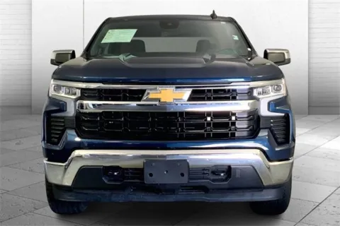Photos of 2022 Chevrolet Silverado 1500 LT (2FL) for sale in Kansas City, MO at Cable Dahmer Chevrolet of Kansas City
