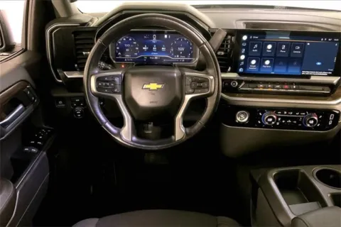 More photos of 2022 Chevrolet Silverado 1500 LT (2FL) at Cable Dahmer Chevrolet of Kansas City, MO