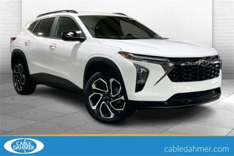 White 2026 Chevrolet Trax 2RS for sale in Kansas City, MO