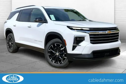 White 2026 Chevrolet Traverse LT for sale in Kansas City, MO
