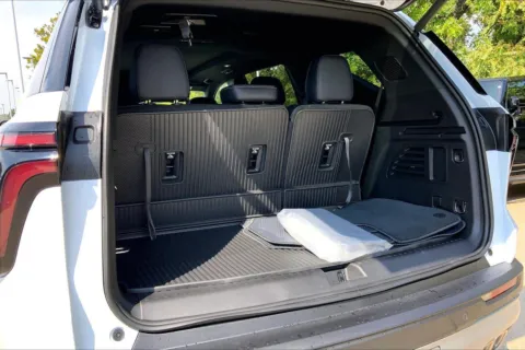 Another view of 2026 Chevrolet Traverse LT for sale in Kansas City, MO at Cable Dahmer Chevrolet of Kansas City