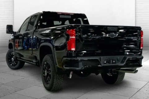 Another view of 2025 Chevrolet Silverado 2500 HD High Country for sale in Kansas City, MO at Cable Dahmer Chevrolet of Kansas City