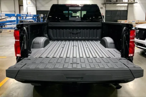 More photos of 2025 Chevrolet Silverado 2500 HD High Country at Cable Dahmer Chevrolet of Kansas City, MO